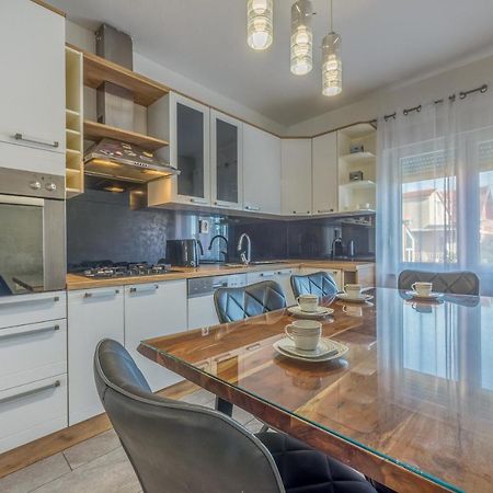 זאדאר Apartments Stars מראה חיצוני תמונה
